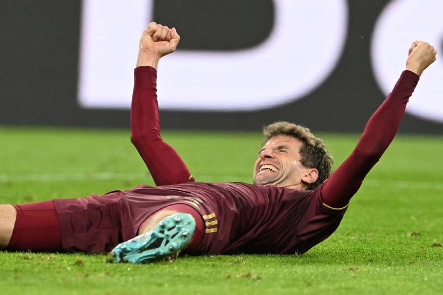 Müller celebra un triunfo del Bayern Múnich