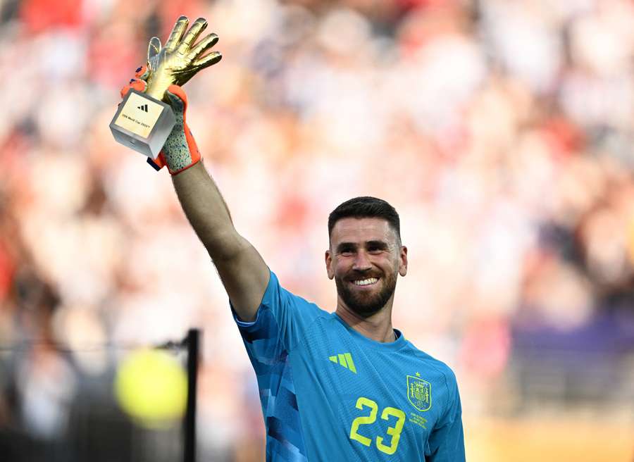 Unai Simón conquistou a Luva de Ouro do Mundial 2026 Unai Simón conquistou a Luva de Ouro do Mundial 2026