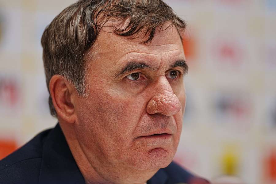 Gheorghe Hagi a tras primele concluzii după eșecul usturător al României cu Bosnia & Herțegovina, 2-4, în etapa #2 din Liga Națiunilor Gheorghe Hagi a tras primele concluzii după eșecul usturător al României cu Bosnia & Herțegovina, 2-4, în etapa #2 din Liga Națiunilor
