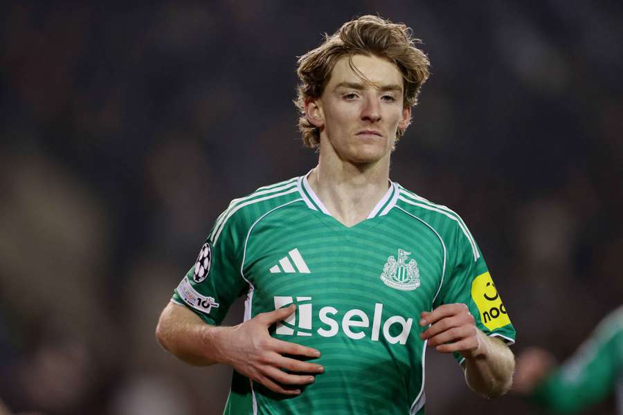 Gordon "very proud" after amazing 4-goal Champions League haul