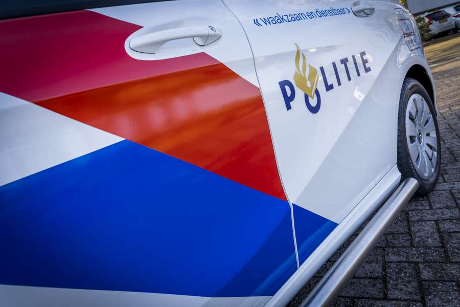 De politie hield zes mannen aan