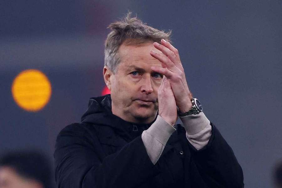 'It's not a penalty' - Bayer Leverkusen boss fumes at late Arsenal equaliser 'It's not a penalty' - Bayer Leverkusen boss fumes at late Arsenal equaliser