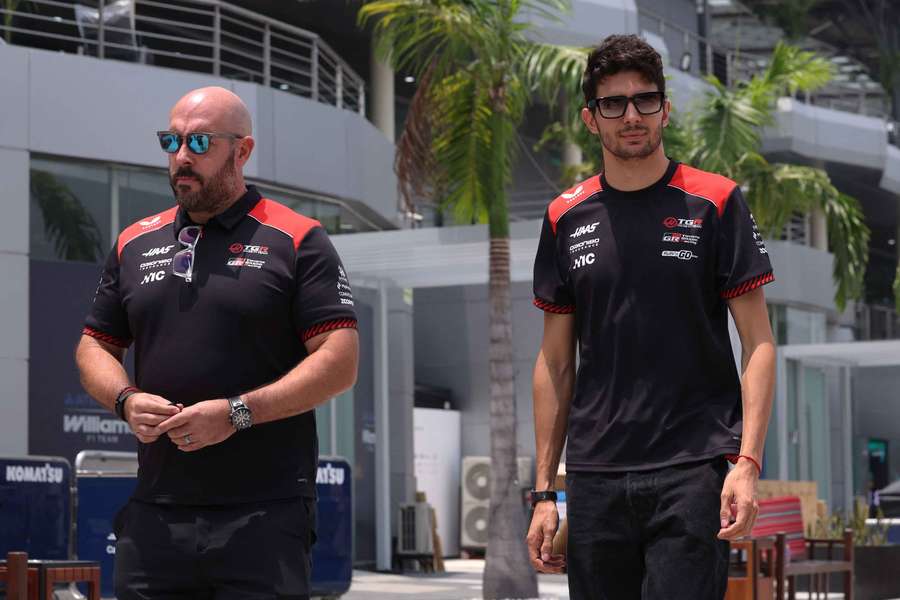 Ocon à Sepang ce jeudi. Ocon à Sepang ce jeudi.