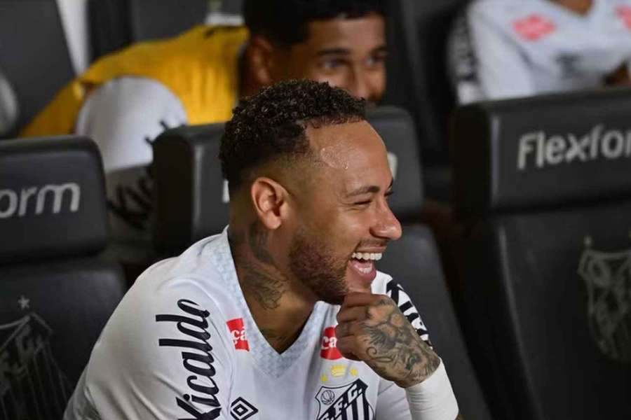 Neymar se nevzdává účasti na mistrovství světa