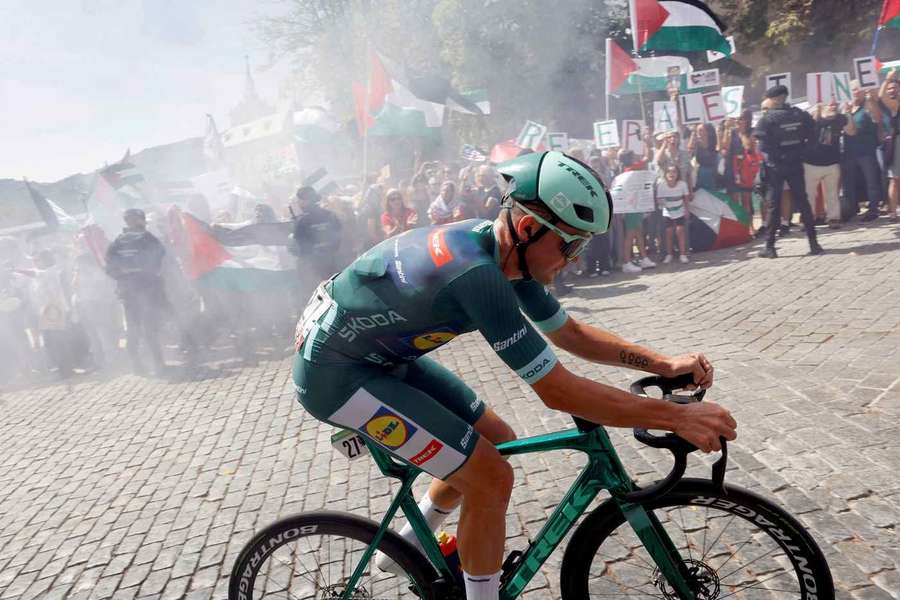 Mads Pedersen in action during the Vuelta a España Mads Pedersen in action during the Vuelta a España