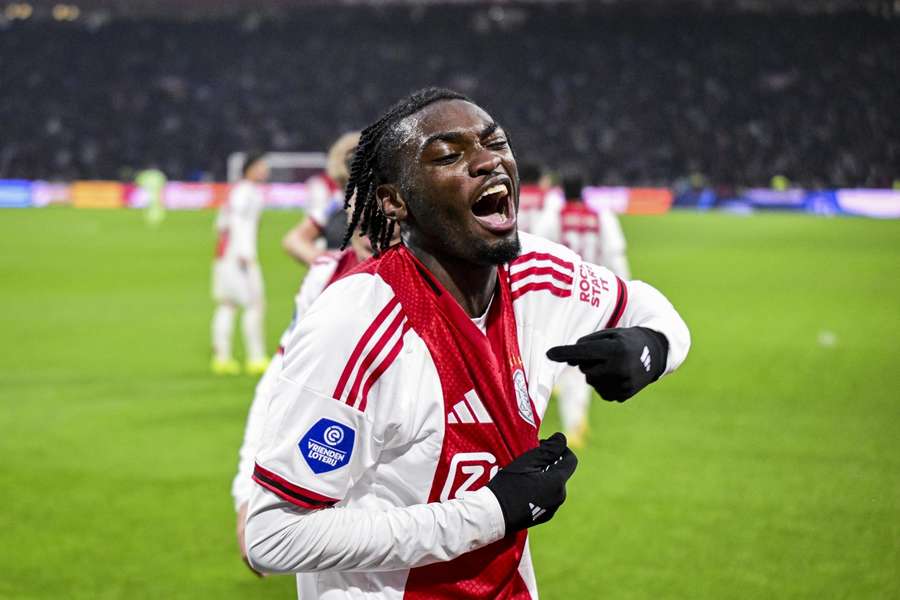 Ajax's Jorthy Mokio celebrates scoring the 2-0 against Feyenoord