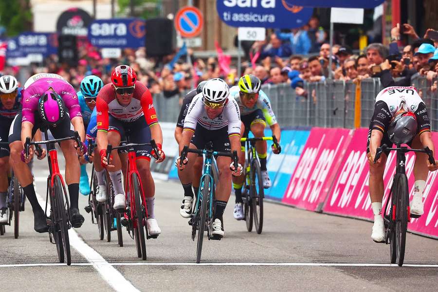 Mark Cavendish a sprintar no Giro