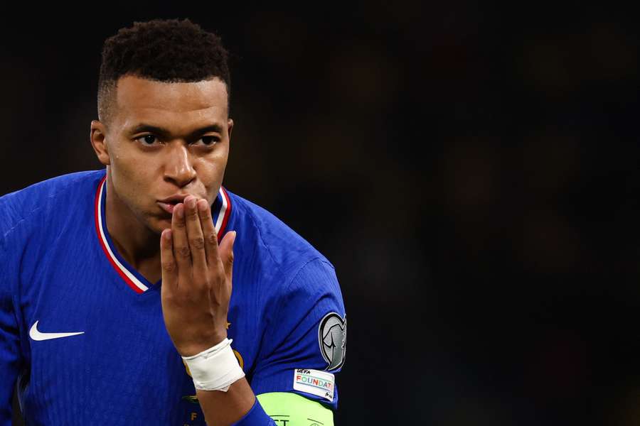 Francja jedzie na mundial, Irlandia wstrzymuje fetę Portugalczyków, Włosi ledwo przeszli Mołdawię