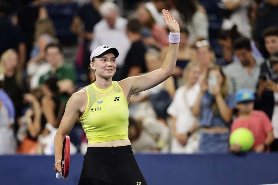Elena Rybakina i Coco Gauff grają dalej w wielkoszlemowym US Open Elena Rybakina i Coco Gauff grają dalej w wielkoszlemowym US Open