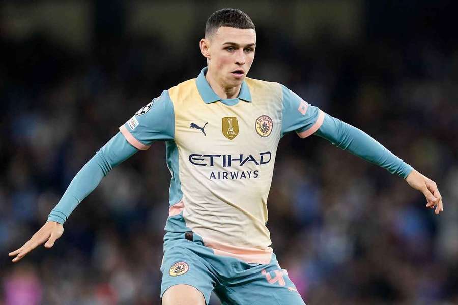 Phil Foden de la Manchester City în timpul meciului din UEFA Champions League de pe Etihad Stadium