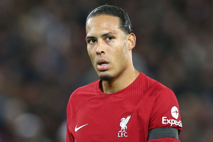 Liverpool heeft Virgil van Dijk terug voor het duel met koploper Arsenal in de Premier League