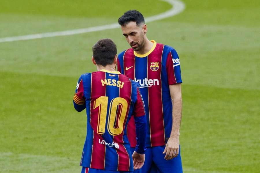 Lionel Messi und Sergio Busquets einst gemeinsam beim FC Barcelona, werden zusammen am 16. Juli bei Inter Miami vorgestellt.
