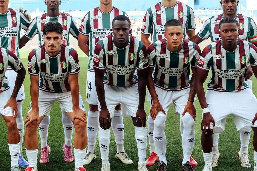 Nilton Varela na última aparição pelo Estrela da Amadora