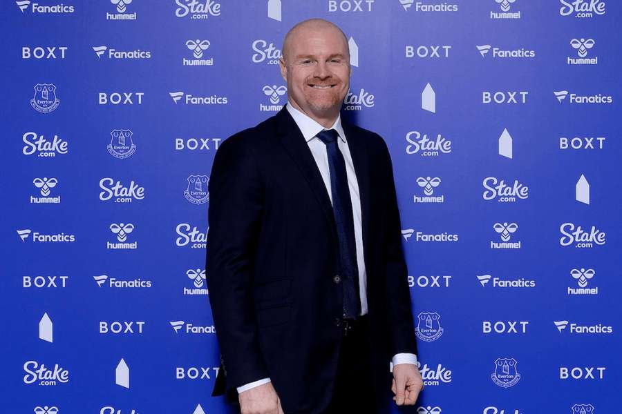 Dyche sa stal novým manažérom Evertonu.   