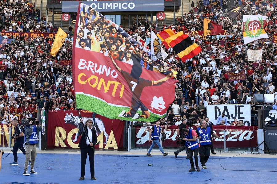 Bruno Conti omaggiato dai tifosi della Roma