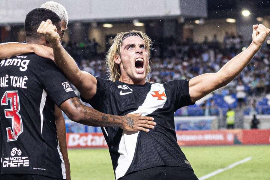 Spinelli garantiu a vitória do Vasco sobre o Paysandu