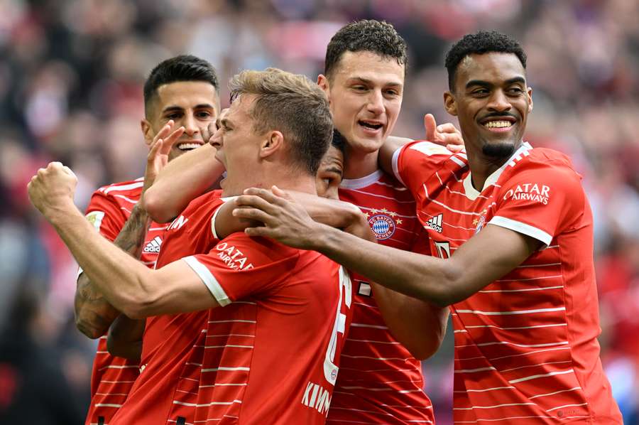 Bayern var særdeles overbevisende i kampen mod Schalke. Bayern var særdeles overbevisende i kampen mod Schalke.
