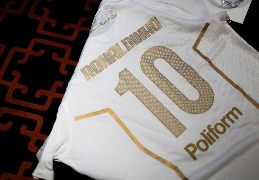 A camisa 10 de Ronaldinho no Ravenna