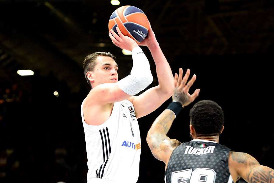 Hezonja, de los más destacados en el Real Madrid