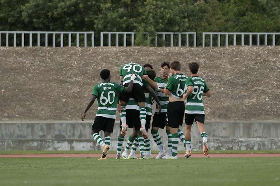 Chico Lamba marcou o golo do triunfo do Sporting B