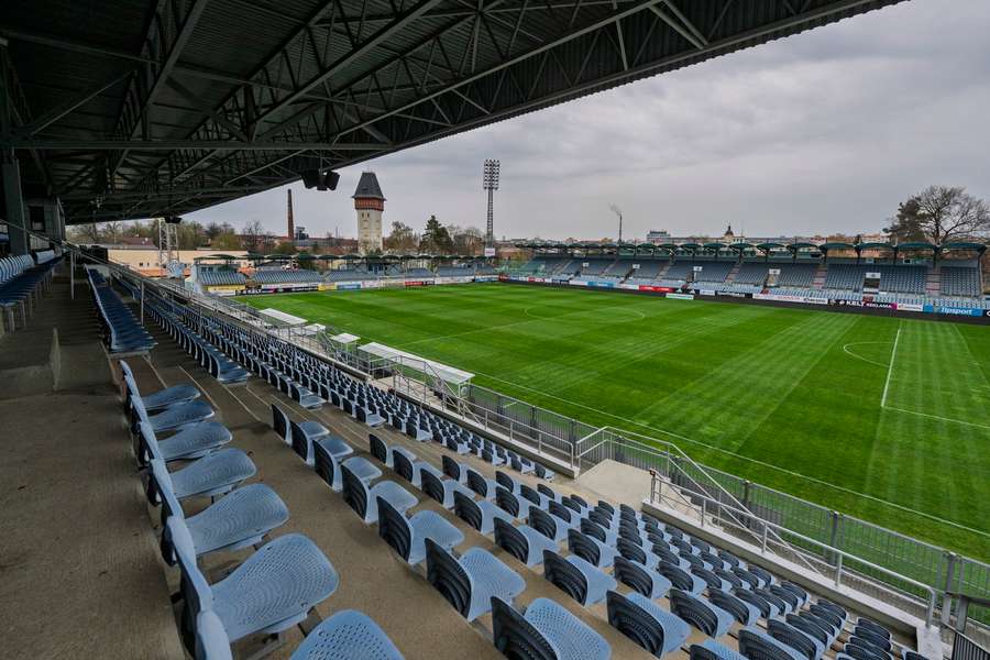 Stadion na Střelecké ostrově v Českých Budějovicích.