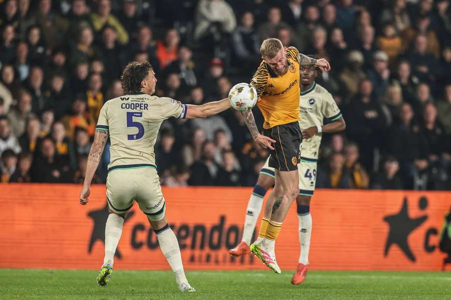 Millwall sa domáci posnaží o postup do finále.