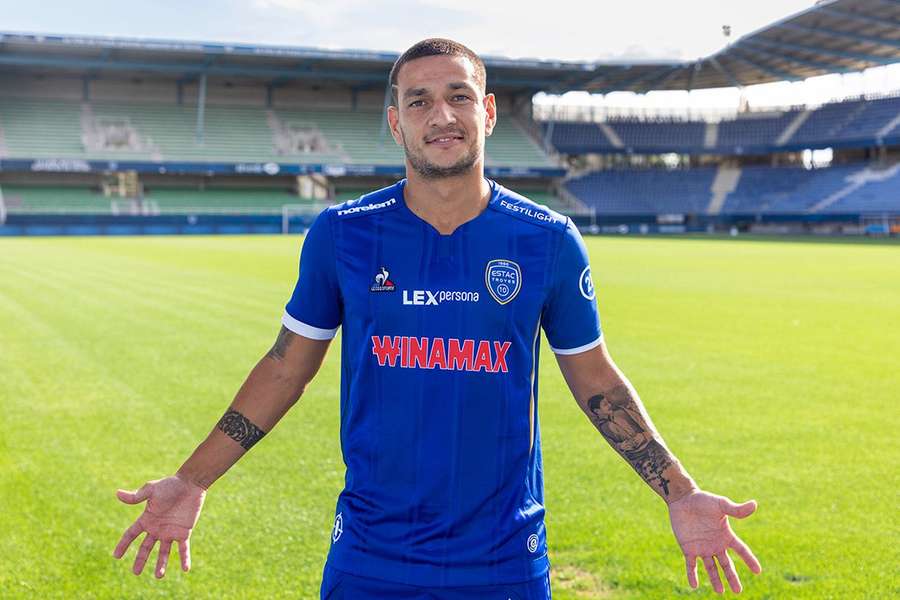 Rony Lopes chega em definitivo do Sevilha, depois de ter estado cedido ao Troyes