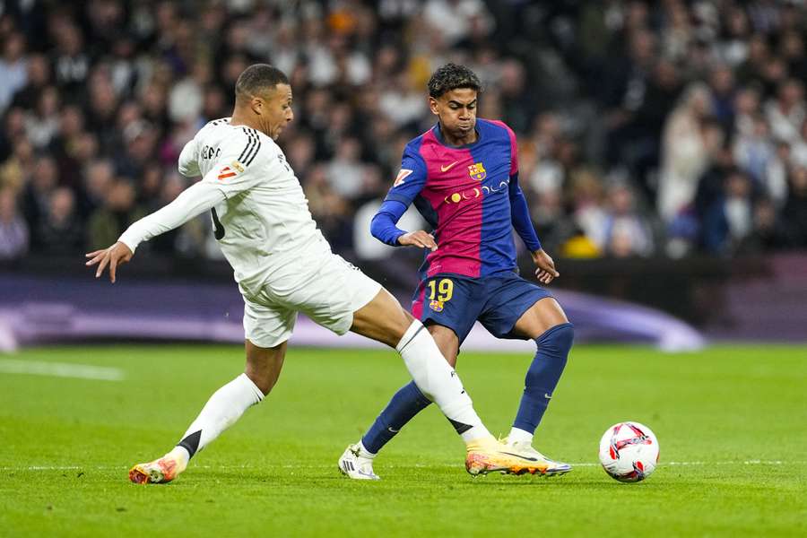 Kylian Mbappé et Lamine Yamal lors d'un match entre Madrid et Barcelone la saison dernière. Kylian Mbappé et Lamine Yamal lors d'un match entre Madrid et Barcelone la saison dernière.