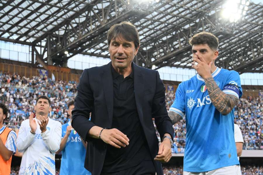 Conte odchádza z tímu SSC. Conte odchádza z tímu SSC.