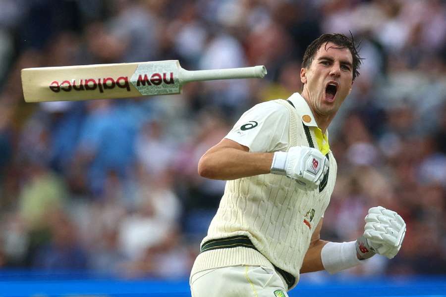 Cummins celebrates scoring the winning runs