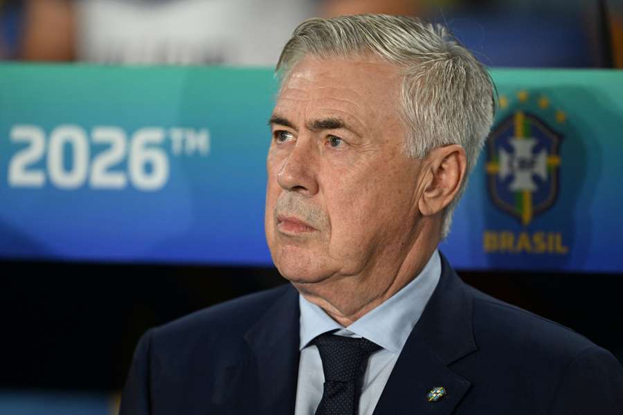 Ancelotti estará na Arena da Baixada neste domingo (17)