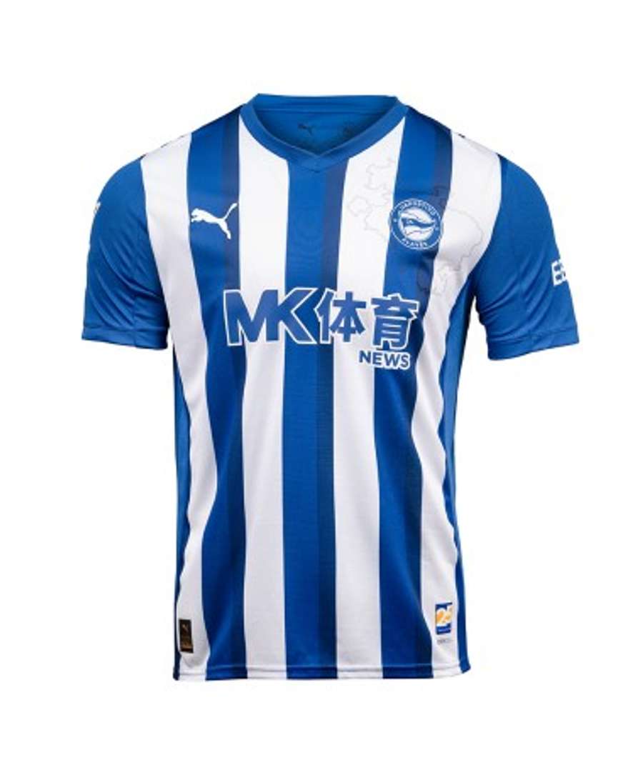 Primera equipación del Alavés Primera equipación del Alavés