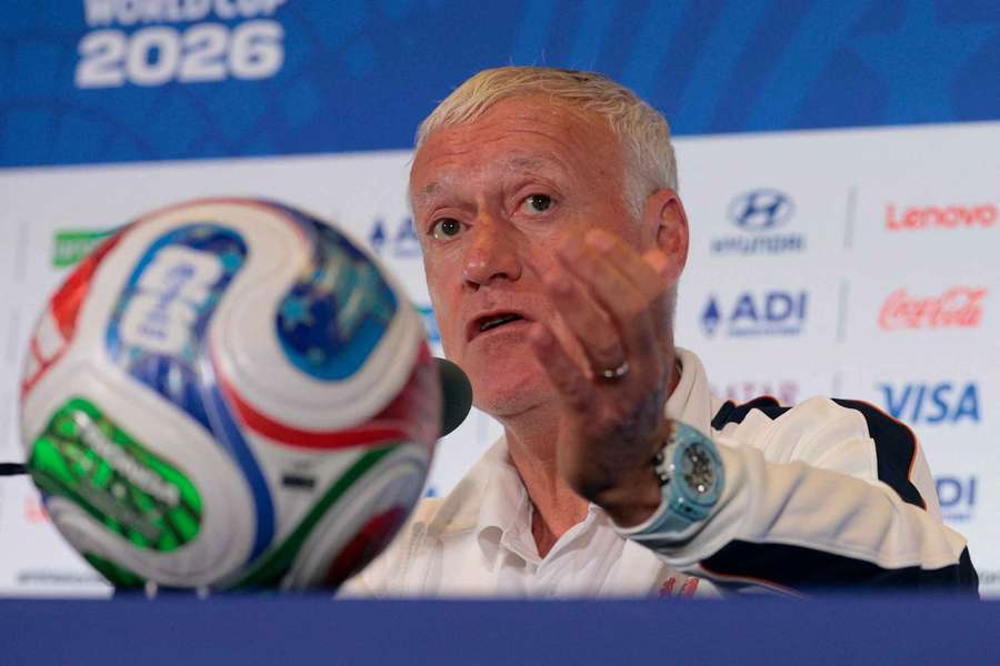 Didier Deschamps auf der Pressekonferenz vor dem Viertelfinale gegen Marokko Didier Deschamps auf der Pressekonferenz vor dem Viertelfinale gegen Marokko