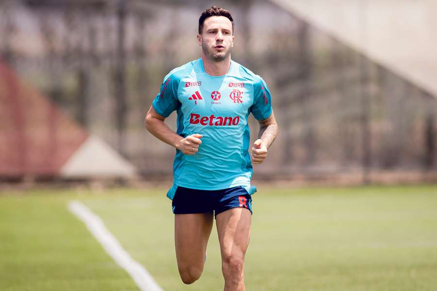 Saúl Ñíguez em treino no Flamengo Saúl Ñíguez em treino no Flamengo