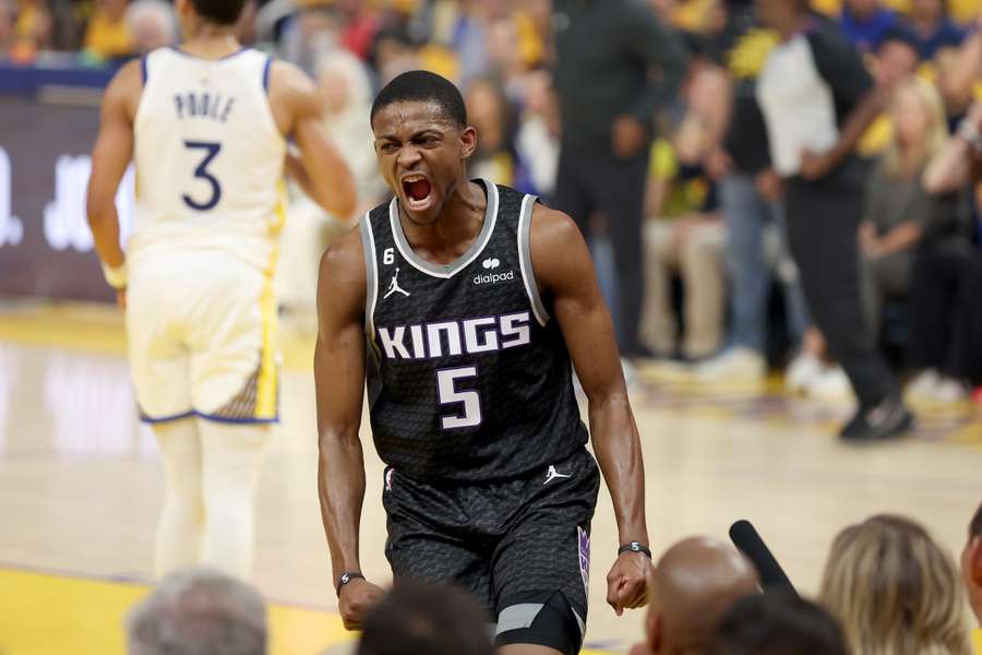 De'Aron Fox foi a estrela dos Kings