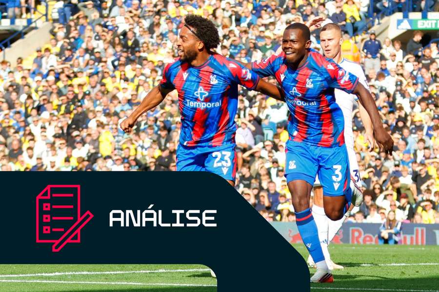 Tyrick Mitchell do Crystal Palace e Quinten Timber celebram um golo Tyrick Mitchell do Crystal Palace e Quinten Timber celebram um golo