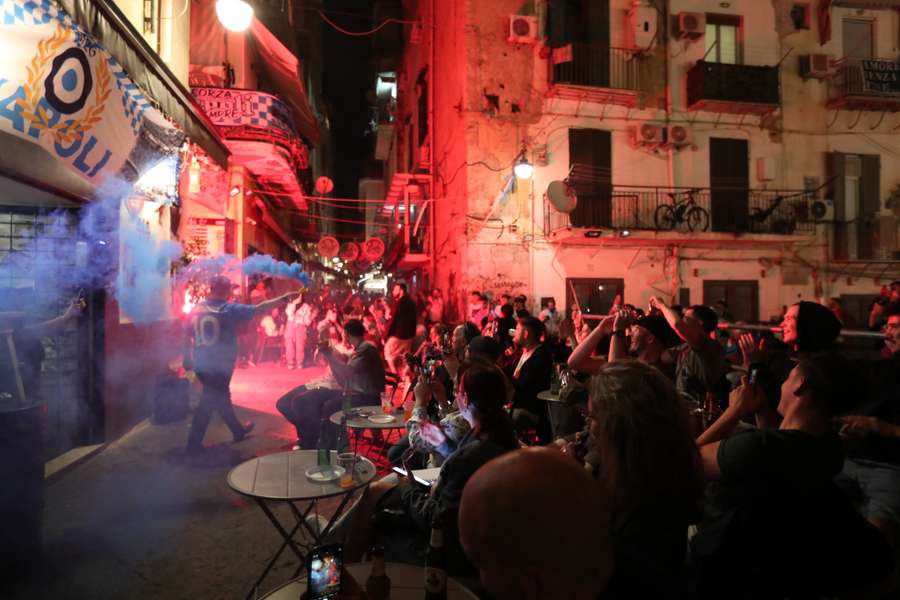 Napoli aspetta il quarto tricolore Napoli aspetta il quarto tricolore