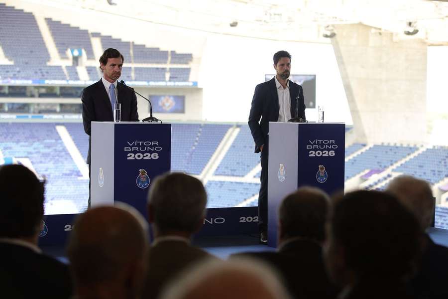 André Villas-Boas na apresentação de Vítor Bruno