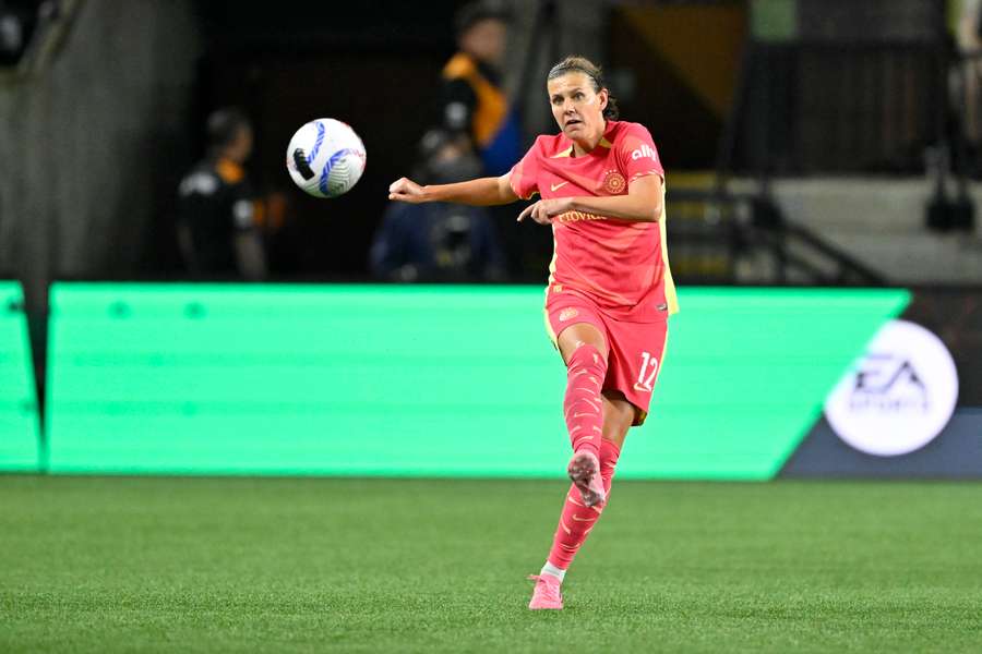 Portland Thorns FC forward Christine Sinclair passes the ball during the second half against the Chicago Red Stars