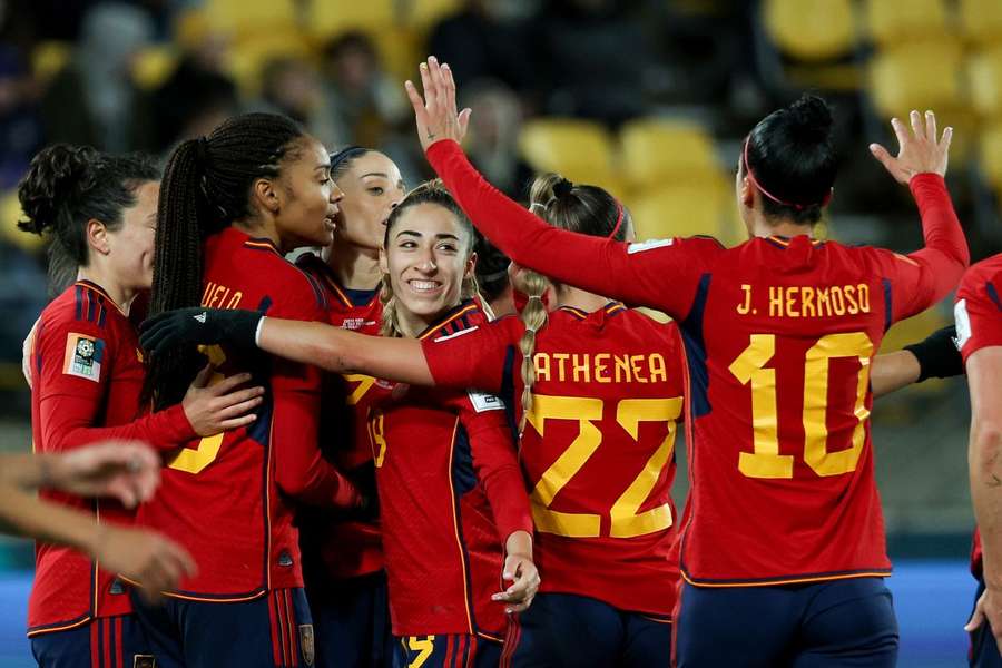 Espanha vence Costa Rica no arranque do Mundial para as duas equipas