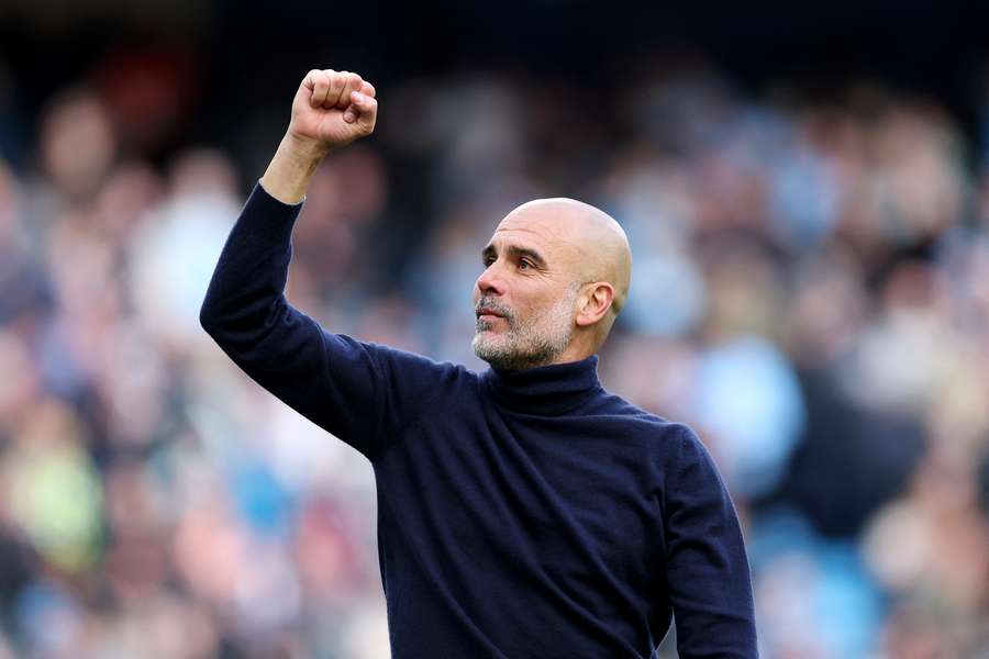 Guardiola má před sebou poslední zápas na lavičce City.
