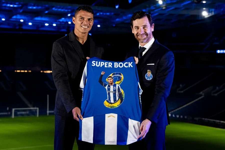 Thiago Silva con André Villas-Boas Thiago Silva con André Villas-Boas