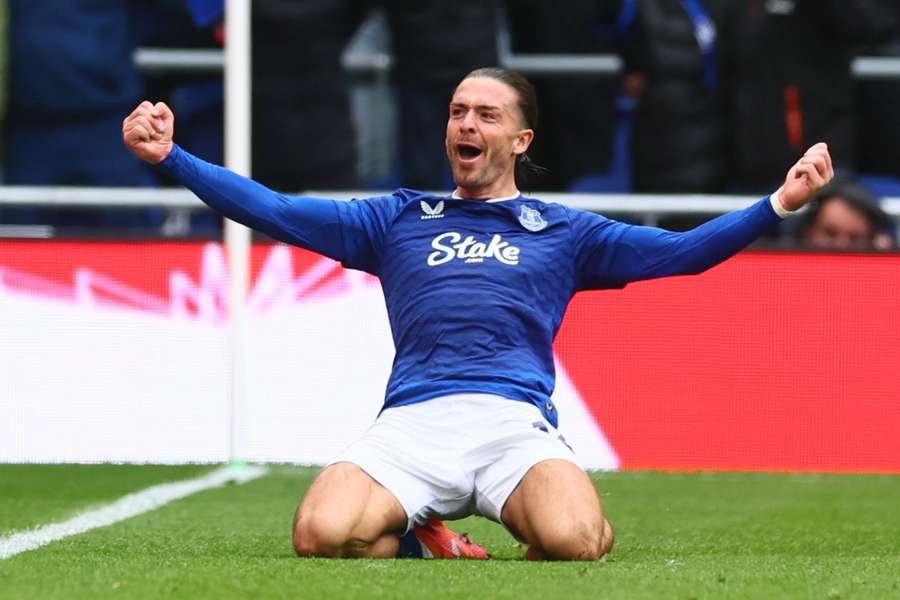 Grealish reacts to his first Everton goal: Nah what a one touch finish that was man!