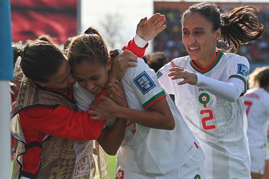 Morocco's forward #09 Ibtissam Jraidi (C) celebrates with her teammates 