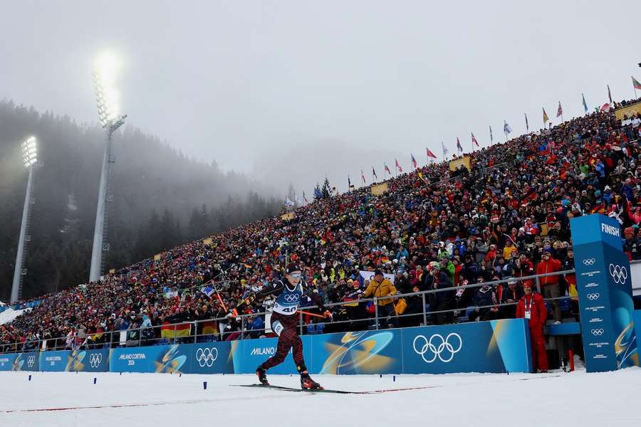 Franziska Preuß vor der beeindruckenden Kulisse in Antholz Franziska Preuß vor der beeindruckenden Kulisse in Antholz