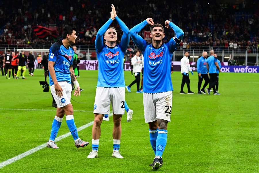 Naples remporte le choc de Serie A, la Juve sombre