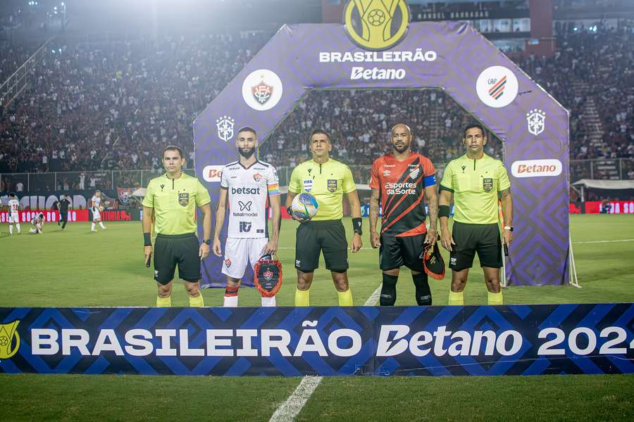 O Furacão venceu as últimas 5 partidas contra o Leão