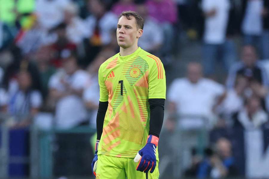 Manuel Neuers Formtief sorgt landesweit für hitzige Diskussionen.