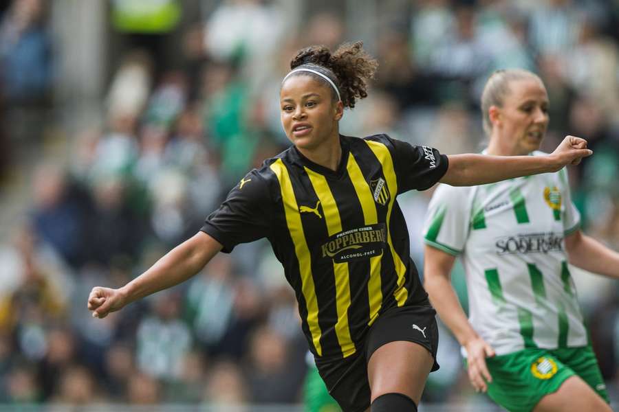 Felicia Schroder celebrates scoring the only goal in the first leg