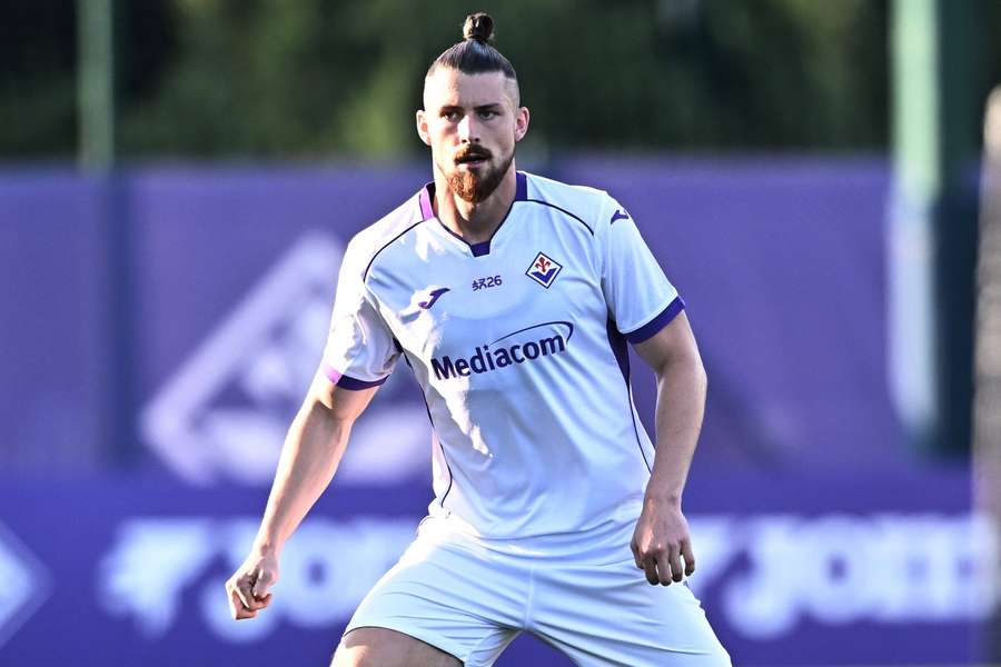 Radu Drăgușin a debutat la Fiorentina
